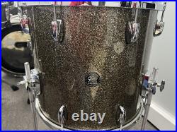 Gretsch Renown Maple, kick 20, toms 10, 12, 14, 16, snare 14, free new evans G2