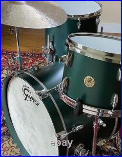 Gretsch USA Custom 3pc Drum Set Satin Cadillac Green