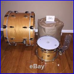 Gretsch USA Custom 3pc Drum Set Satin Millenium Maple 22,13,16