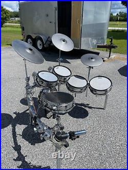 Hart Dynamics drum set, six pads, two crashes, one ride with MDS50 wired rack