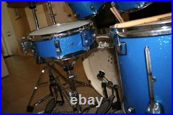 Ludwig Blue Sparkle 5-piece Drum Set with Hardware & Wuhan 457 Cymbals Set Ludwig Blue Sparkle 5-piece Drum Set with Hardware & Wuhan 457 Cymbals Set