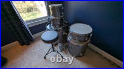 Ludwig Breakbeats drum set, 5 toms
