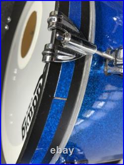 Ludwig Classic Maple 3pc 20/10/14 7-ply Blue Sparkle Drum Set Ludwig Classic Maple 3pc 20/10/14 7-ply Blue Sparkle Drum Set
