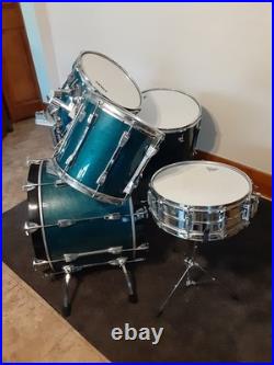 Ludwig Classic Maple 5 Piece WithSupraphonic 80's Monroe Blue Shadow With Mach Lugs