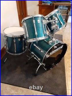 Ludwig Classic Maple 5 Piece WithSupraphonic 80's Monroe Blue Shadow With Mach Lugs
