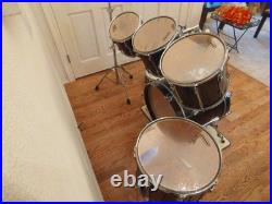 Ludwig Classic Maple 6-Piece Drum Kit WithSnare, Emerad Lacquer, Time Capsule Kit