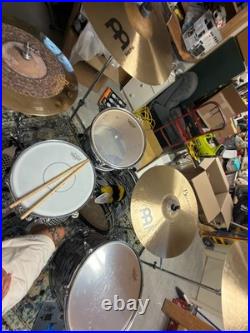 Ludwig Classic Maple Fab 3 Kit (EXCELLENT CONDITION) Black Oyster (with snare)