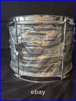 Ludwig Club Date 1967/1968 Sky Blue Pearl Ludwig Club Date 1967/1968 Sky Blue Pearl