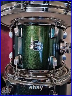 Ludwig Element Acoustic Drum Kit Green Sparkle. Includes Zildjian K Custom