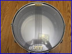 Ludwig Universal 6.5x14 Black Nickel Over Brass Snare Drum Ludwig Universal 6.5x14 Black Nickel Over Brass Snare Drum