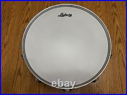 Ludwig Universal 6.5x14 Black Nickel Over Brass Snare Drum Ludwig Universal 6.5x14 Black Nickel Over Brass Snare Drum