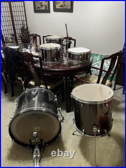 Mapex 5 piece drum set in silver/gray