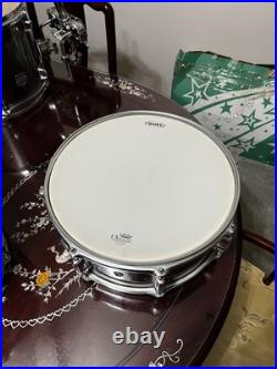 Mapex 5 piece drum set in silver/gray