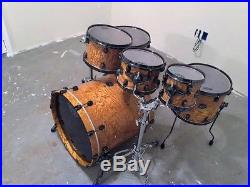 Mapex drum set 6 pc in excellent condition