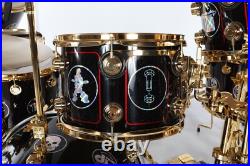 Neil Peart DW R30 Drum Kit #10 of 30 complete Neil Peart DW R30 Drum Kit #10 of 30 complete