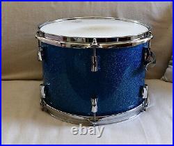 Noble & Cooley Horizon Drum Set Kit Cairo Blue with matching snare