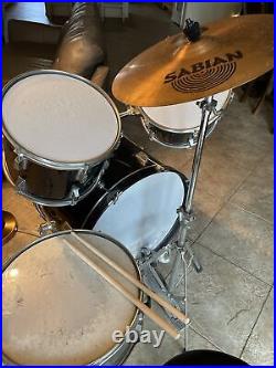 Olympic By Premier 9-Piece Set with Hardware + 3 Sabian Plates 5 Drums