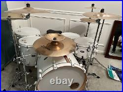 PDP 805 Series 5 piece Drum set with cymbals and hardware