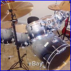 PDP dw 7-piece Acoustic Drum Set