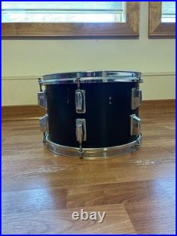 Pearl Drum Set with Cymbals And Hardware