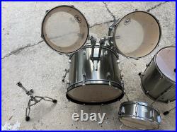 Pearl Forum Series Brushed Steel Drum Set