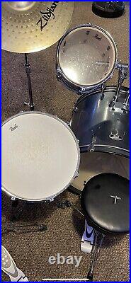 Pearl Roadshow 5 piece drm set with 3 zildjian cymbals