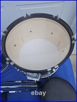 Pearl Roadshow Jr. 5-Piece Drum Kit Grindstone Sparkle with Hardware & Stool