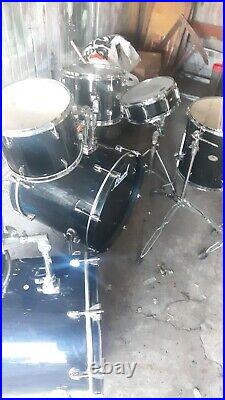 Pearl drum set 7 drums