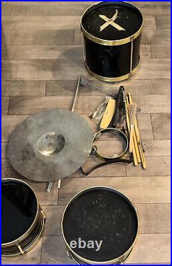 RARE Original Vintage 70's Black Magic Noble and Cooley Tin 5 pc. Drum Set Kit