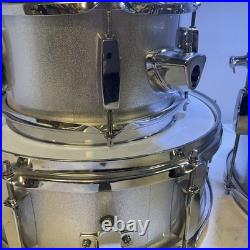 Rogue 5-Piece Complete Drum Set Silver Metallic RGD0520 Slightly Used