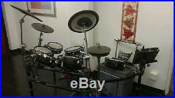 Roland TD20 Electronic Drum Set Kit, kick pedal, throne, toms, snare complete