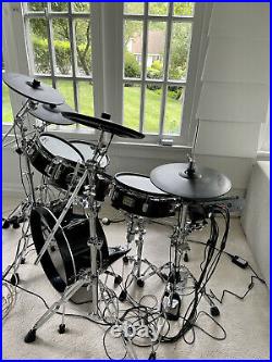 Roland V-Drums Acoustic Design 306 Drum Set, used lightly, excellent condition