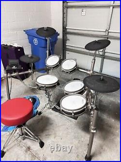 Simmons SD1250 Electronic Drum Kit with Mesh Pads, All Petals and cymbals, Amp