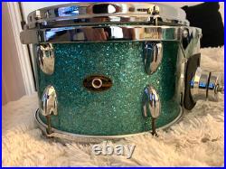 Slingerland 5-piece Turquoise Glitter Drum Set Slingerland 5-piece Turquoise Glitter Drum Set