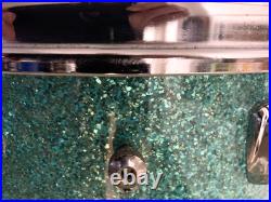 Slingerland 5-piece Turquoise Glitter Drum Set Slingerland 5-piece Turquoise Glitter Drum Set