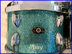 Slingerland 5-piece Turquoise Glitter Drum Set Slingerland 5-piece Turquoise Glitter Drum Set