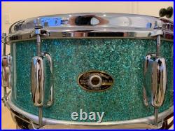 Slingerland 5-piece Turquoise Glitter Drum Set Slingerland 5-piece Turquoise Glitter Drum Set