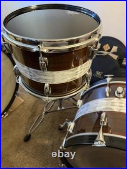 Slingerland drum set used 20x14. Bass and 12x10. Tom