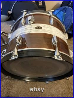 Slingerland drum set used 20x14. Bass and 12x10. Tom