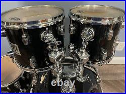 Sonor Force 3001 Piano Black Lacquer 4 Piece Shell Pack with Tom Arms