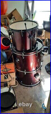 Sound Percussion Labs 5 8 peices Drum set
