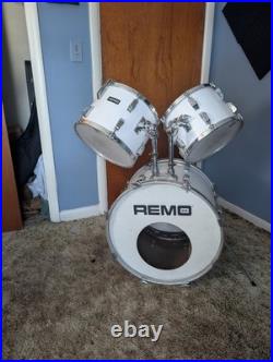 USED Remo Quadura White Drum Set (See Description For Further Details)