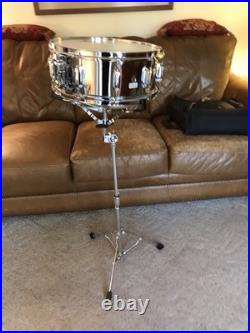 Used Pearl Student Snare Drum Kit with Backpack Case in Good Condition Used Pearl Student Snare Drum Kit with Backpack Case in Good Condition
