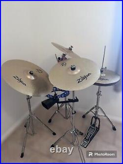 Used Red pearl export drum set with Zildjian Hihat, Ride and Crashes