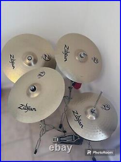 Used Red pearl export drum set with Zildjian Hihat, Ride and Crashes