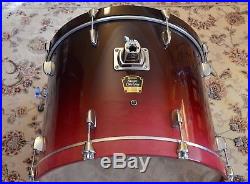Used Yamaha Stage Custom Advantage 5 pc drum set Excellent Condision