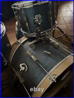 Vintage 1960s Ludwig Super Classic Drum Set in Blue 20, 14, 14, 12. Tom, Snare