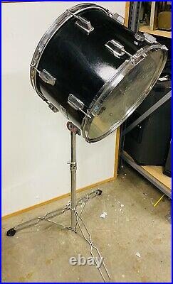 Vintage 1980's 4 Piece Pearl Drum Set with Original Pearl Stands