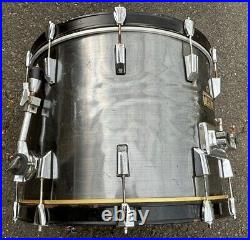 Vintage Pearl World 22 Bass Drum Metal Grey Wrap