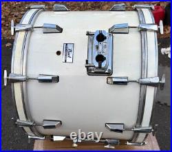 Vintage Pearl World 22 Bass Drum White Wrap B